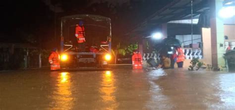 Johor Hit By Flood Again 1 591 Victims Evacuated To 21 Pps In Four