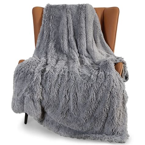 Bedsure Faux Fur Throw Blankets Grey - Fluffy Blankets & Throws Shaggy ...