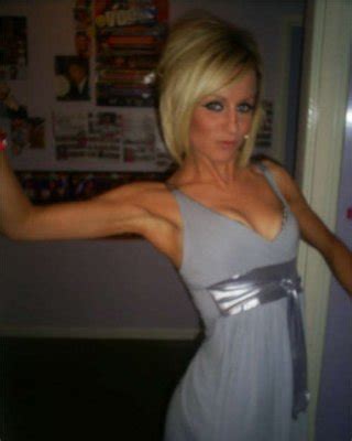 Photos Of Amateur Wives In Kinky Poses Porn Pictures Xxx Photos Sex