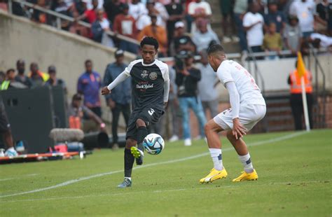 Khune's insightful message to Chiefs starlet Mfundo Vilakazi