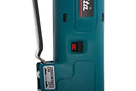 Аккумуляторный угловой ударный шуруповерт Makita 6940 DW - выгодная ...