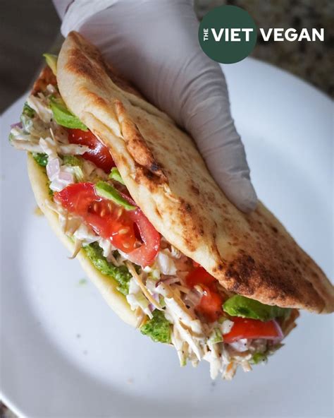 Pita Bread Tuna Sandwich