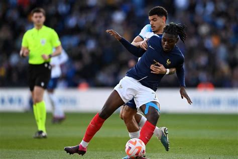 Les Bleuets Corrigés Par Langleterre En Match Amical