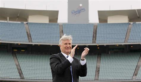 Mark Walter tells '60 Minutes' $2.15-billion bid for Dodgers was ...