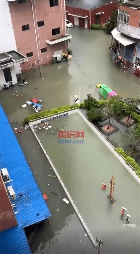 该谁赔？莆田某小区车库被淹，全变泡水车地下车辆台风