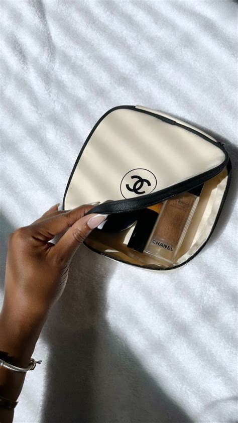 Chanel Makeup | Chanel makeup bag, Chanel cosmetic bag, Chanel