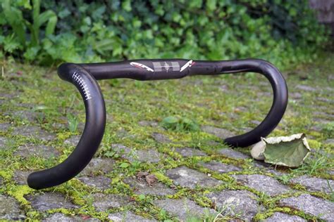 Eb17 Zipp Sl70 Carbon Road Bike Handlebars Get More Ergonomic Bikerumor