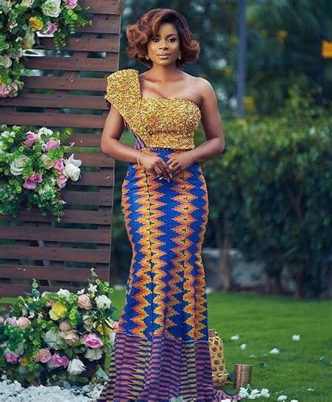 Detailed Kente Gown Africanclothingstyles Latest African Fashion