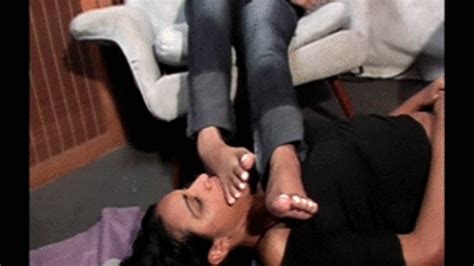 LESBIANS WORLD SOL AND HELLEN LESBIAN FOOT WORSHIP REEDITION