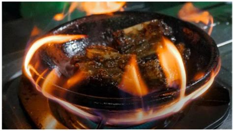 Rekomendasi Tempat Makan Siang Enak Di Bandung Ada Iga Bakar Si