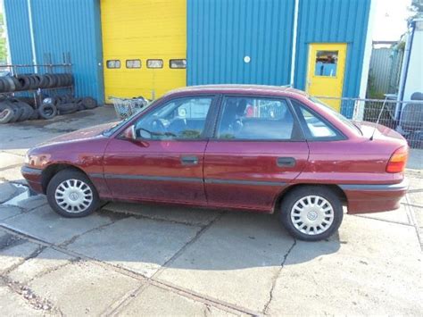 Opel Astra F I Gl Gt Gls Sloopvoertuig Rood