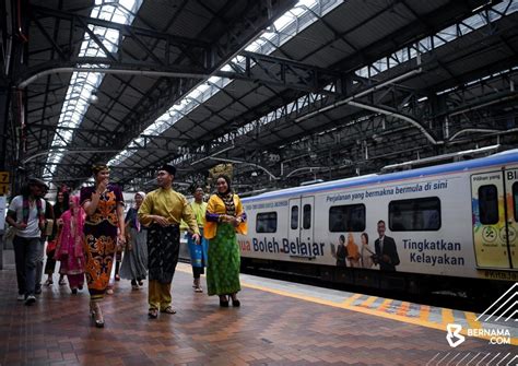 Keretapi Sarong Kembali Memeriahkan Hari Malaysia M Update