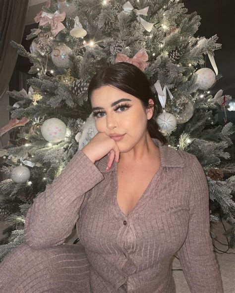 Hot Sexy Sophia Grace Brownlee Bikini Pics