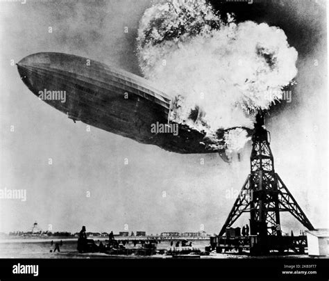 Hindenburg Disaster Hi Res Stock Photography And Images Alamy