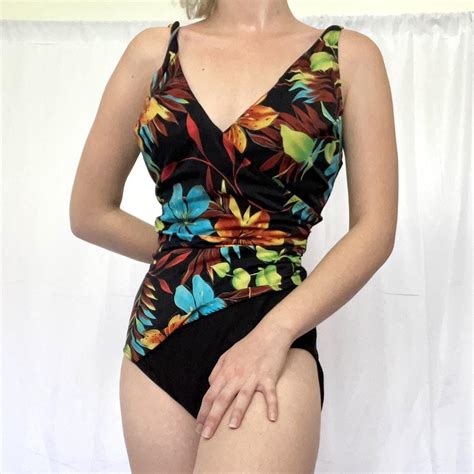 Vintage Floral Swimsuit 🌺 This One Piece Swimsuit Is Depop