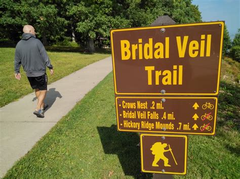 Hiking At Pikes Peak State Park In Iowa