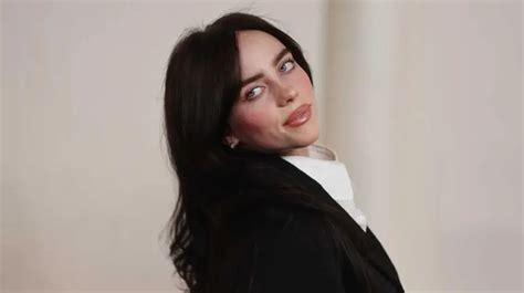 Arremeten Contra Eugenio Derbez Por Comparar A Billie Eilish Con