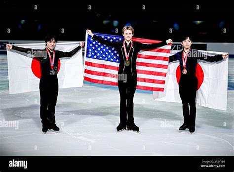 Beijing China Th Dec Senior Men Awards L R Shoma Uno Jpn