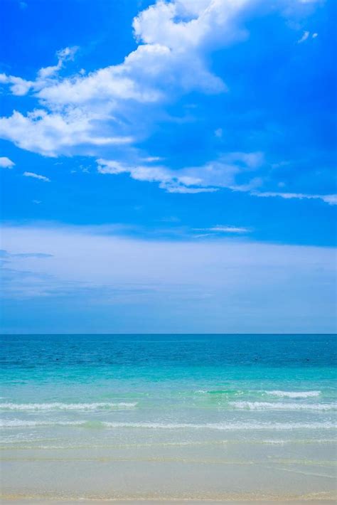 clear sea and blue sky at Nang Ram Beach and Nang Rong Beach, Sattahip ...