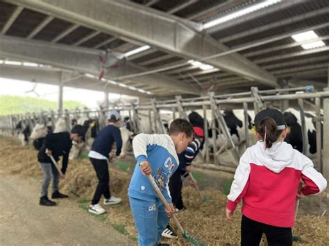 CLUN Comienza La Vuelta Al Cole Con Visitas A Granjas FEIRACO Y A La