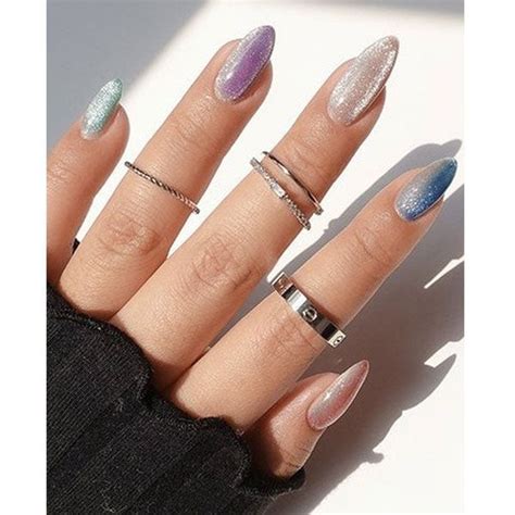 Uñas con efecto terciopelo así debes hacer la tendencia que arrasará