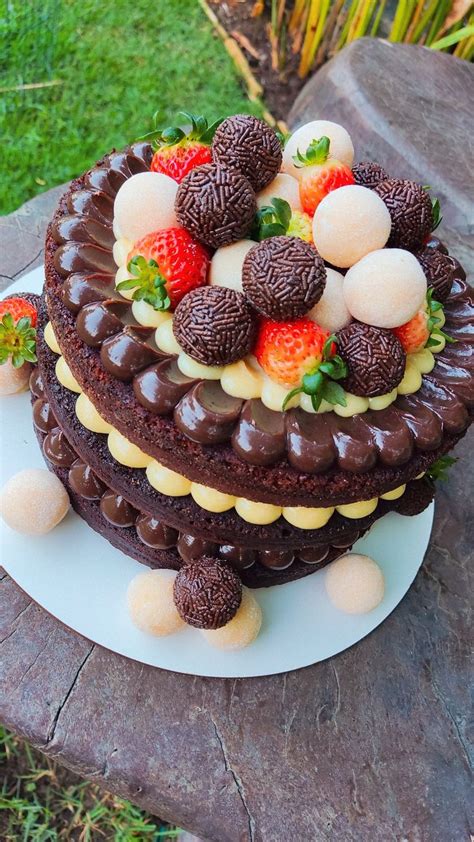 Naked Cake Em Bolo De Brownie Bolos E Doces Receitas Saborosas