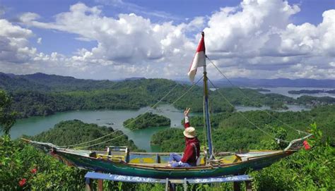 Rekomendasi Tempat Wisata Di Banjarmasin Yang Hits Dan Populer