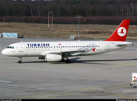 TC JPE Turkish Airlines Airbus A320 232 Photo By Lukas Fehr ID 203165