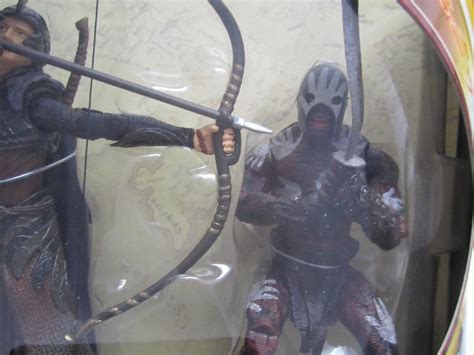 Lord Of The Rings Elven Archer Uruk Hai Helm Deep Figure Toy Biz Lotr