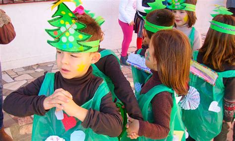 Descubre C Mo Hacer Un Incre Ble Disfraz De Rbol De Navidad En Casa