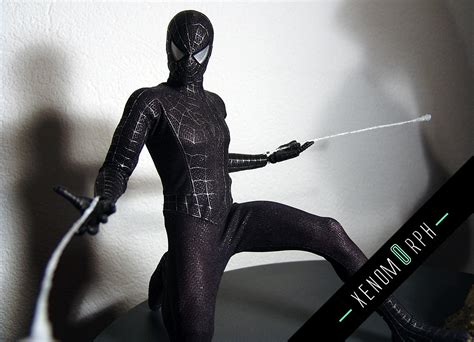 Hot Toys Black Spiderman Photos