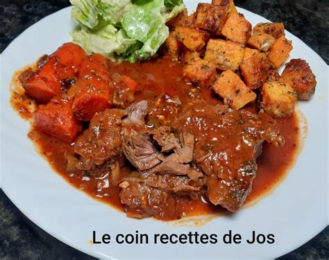 BOEUF BRAISÉ À L AIL ET SAUCE TOMATE