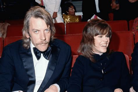 Jane Fonda Ricorda Donald Sutherland Ho Il Cuore Spezzato Rolling