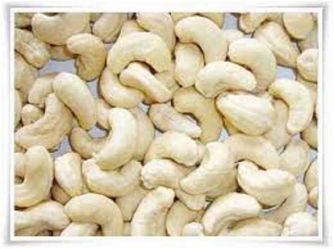 W White Whole Cashew Nuts W At Rs Kg In Cuddalore Id