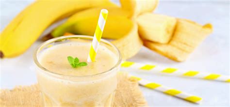 10 Receitas de vitamina de banana para impulsionar a sua saúde