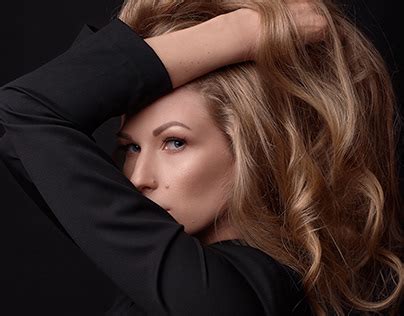 Blonde Projects Photos Videos Logos Illustrations And Branding Behance