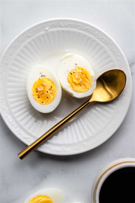 Hard Boiled Eggs in Microwave - Food Faith Fitness