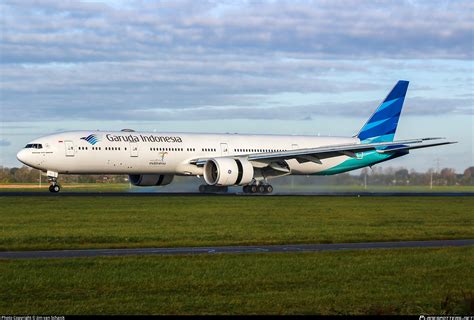 PK GIC Garuda Indonesia Boeing 777 3U3ER Photo By Jim Van Schaick ID