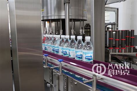 Automatic Hot Melt Glue Opp Adhesive Bottle Labeling Machine Comark