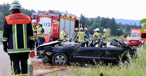 Sekundenschlaf Verursacht Schweren Verkehrsunfall Auf Der A Richtung