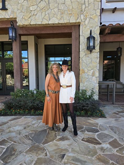 #agwomen #agwomenconnect #womeninag #ranch #farm #womeninbusiness # ... 