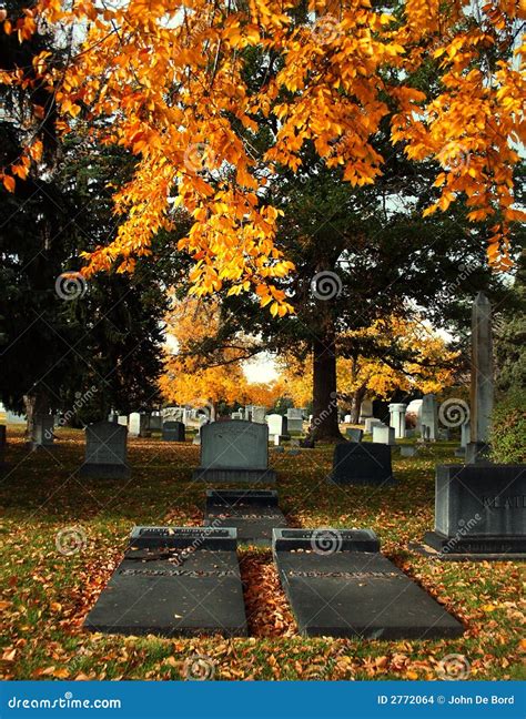 Cemetery Graves In Autumn Stock Images Image 2772064