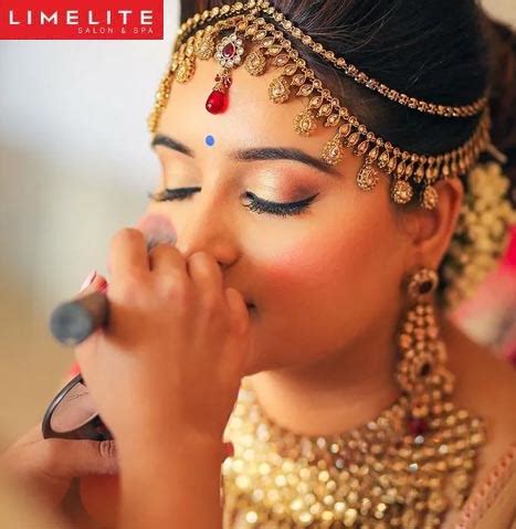 Wedding Bridal Makeup Artist Near Me How To Pick Packages And Types