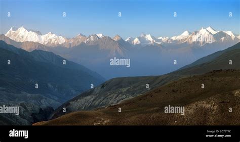 Hindu Kush Mountains Hi Res Stock Photography And Images Alamy