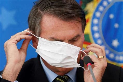 Presidente De Brasil Jair Bolsonaro Da Positivo A Covid 19