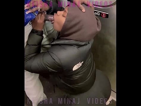 PUBLIC 11INCH BBC SUCE RAPIDEMENT DANS LE MÉTRO XVIDEOS