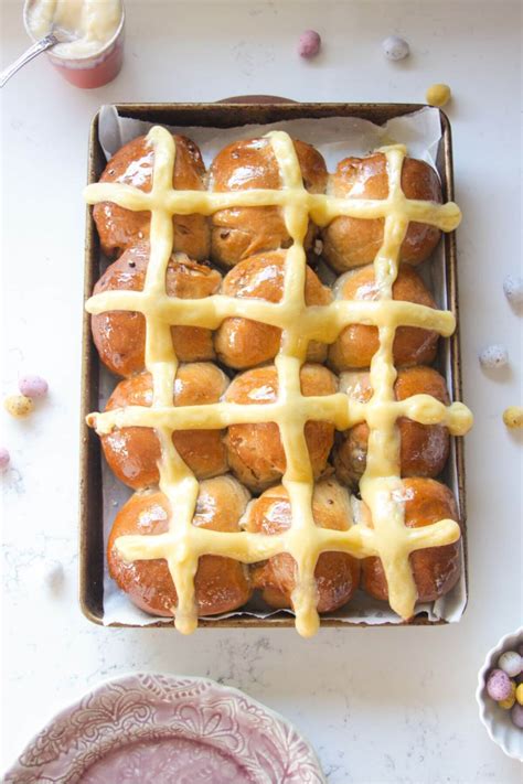 Mini Egg Chocolate Hot Cross Buns Dished By Kate