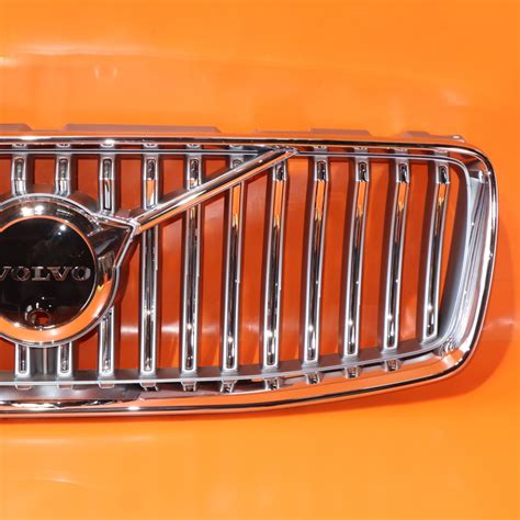 Volvo Xc90 Grille 2019 2020 2021 Chrome 31698400 Oem Cracked