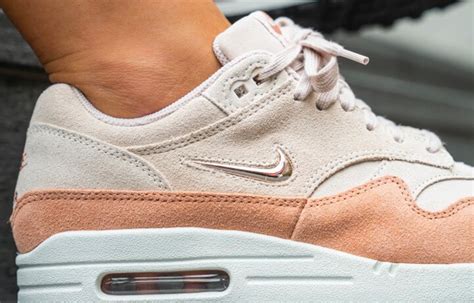 Nike Wmns Air Max Jewel Guava Ice Kopen Swooshop