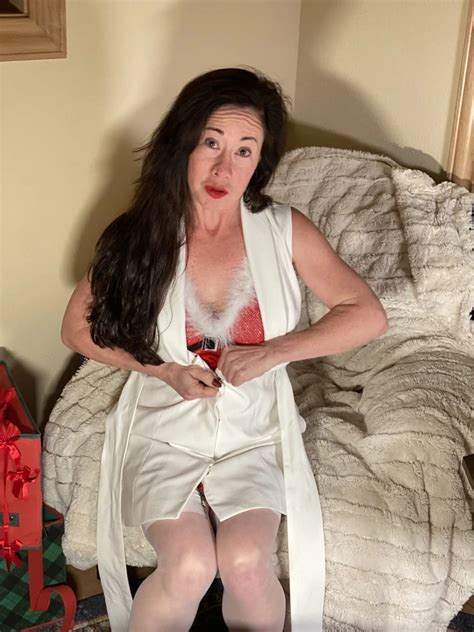 Asian MILF Loves Her Picture Taken 10 Pics XHamster